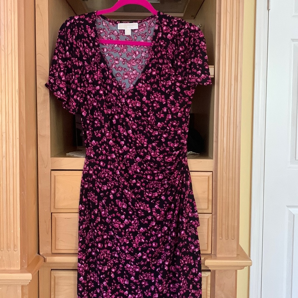 Beautiful Michael Kors dress just around the knees